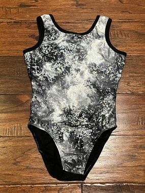 Destira silver/black shiny leotard